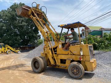 Bán xe xúc lật cần dài : TCM SD25Y2 Bán xe xúc lật cần dài : TCM SD25Y2