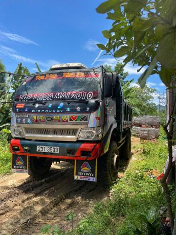 Cần bán xe hoa mai 5t 2 cầu sx 2010
