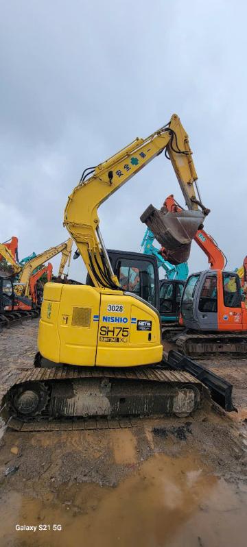 SUMYTOMO SH75X-3 B SẢN XUẤT 2011 SUMYTOMO SH75X-3 B SẢN XUẤT 2011