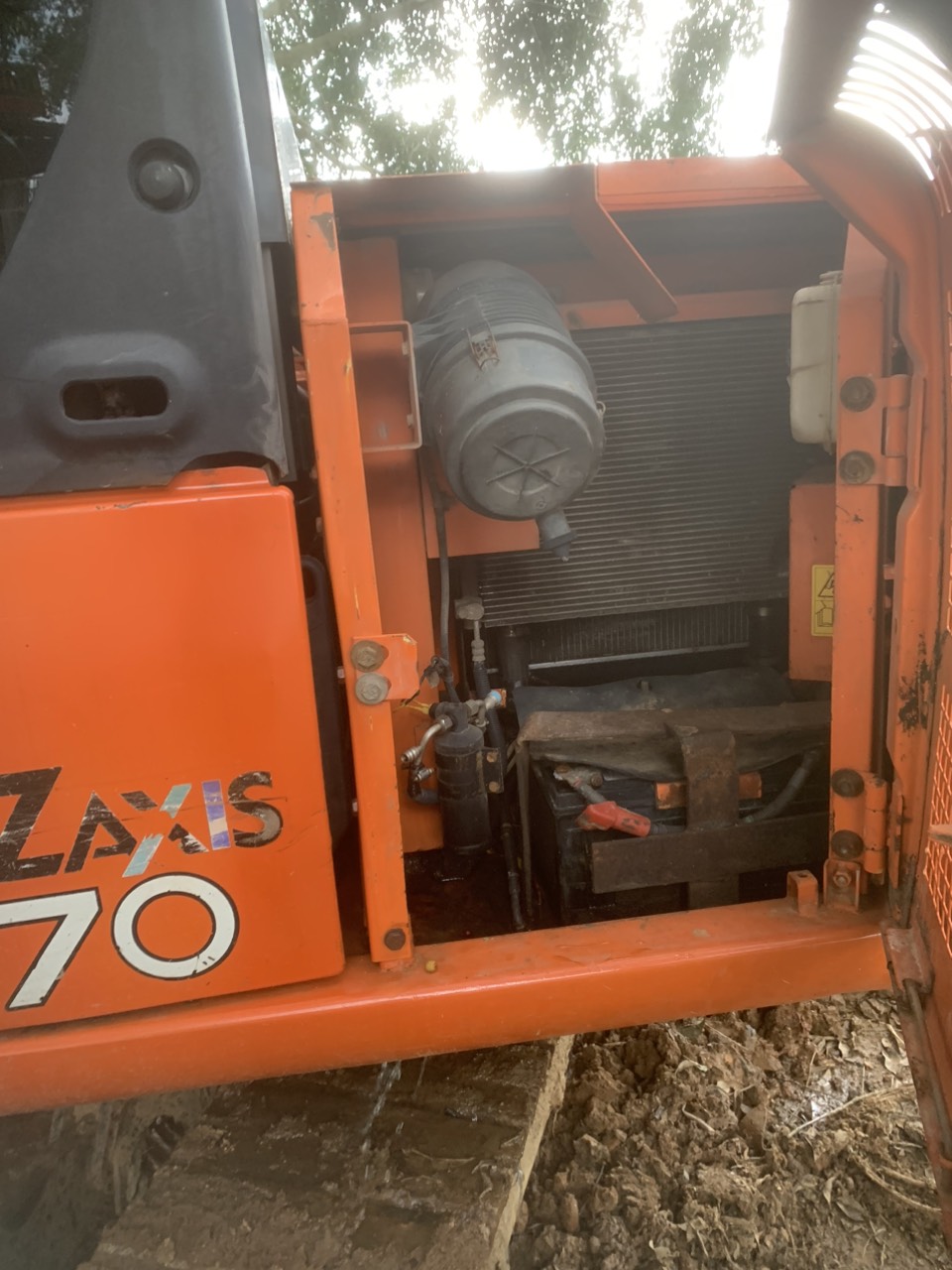 can ban may hitachi zx60