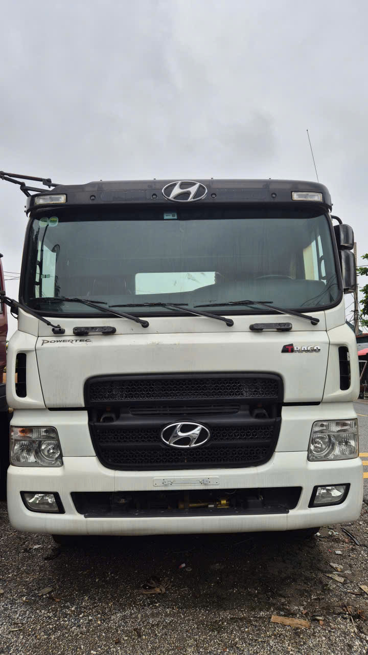 can ban xe dau keo  huyndai sx2016 hd1000 xe dep