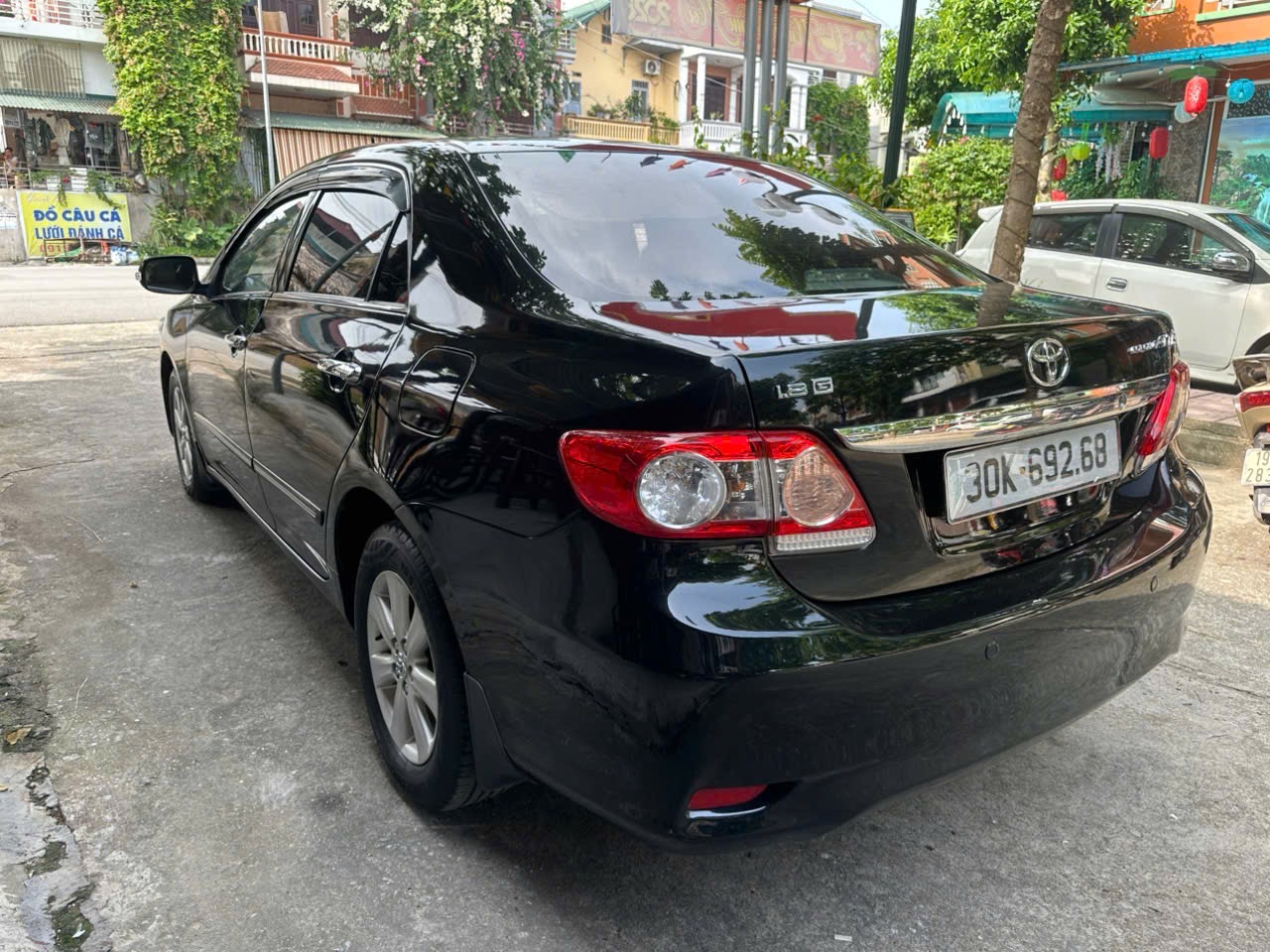 toyota corolla altis 1.8 at 2011