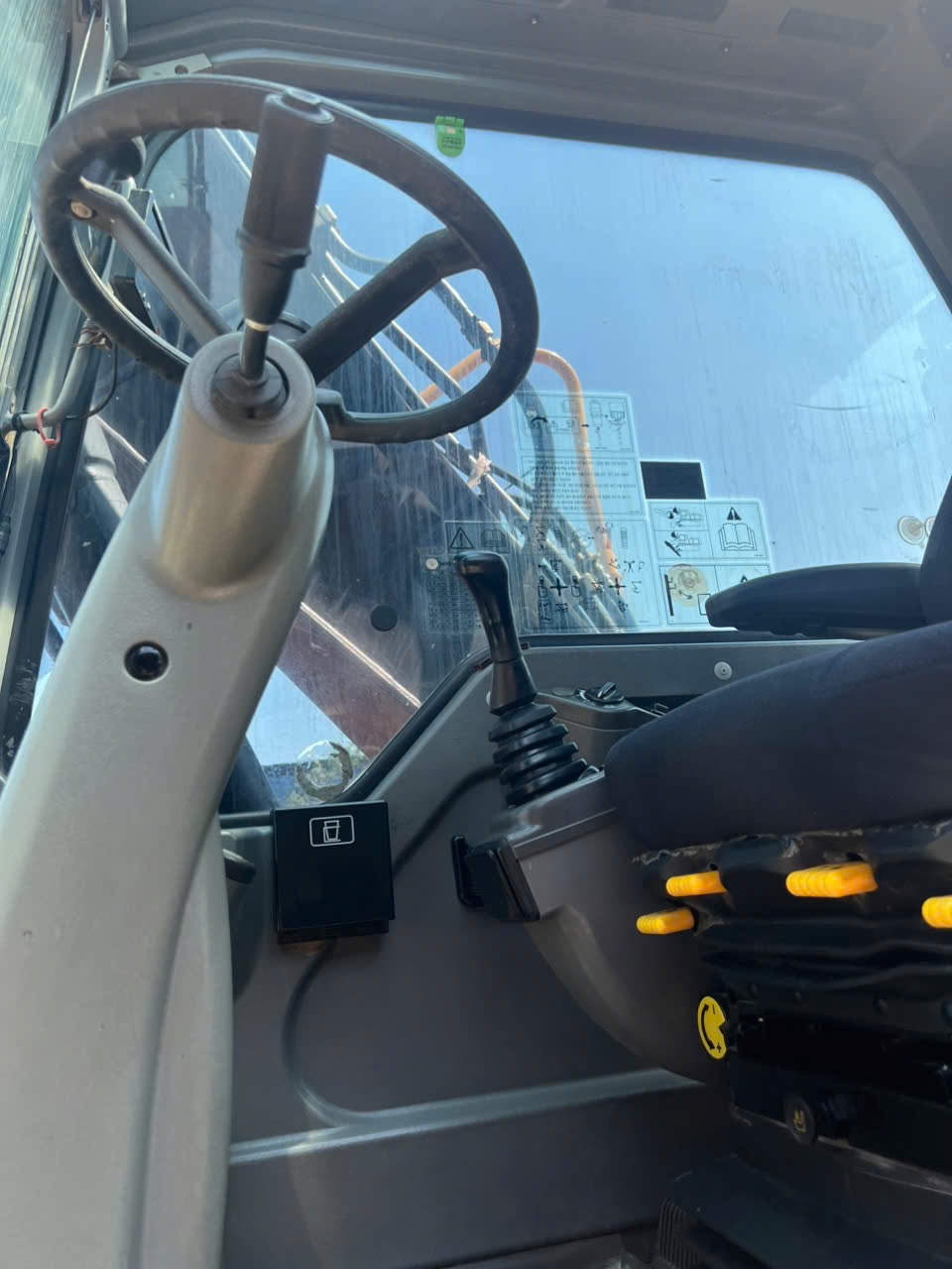 volvo  ew145b/2015  chat luong cao
